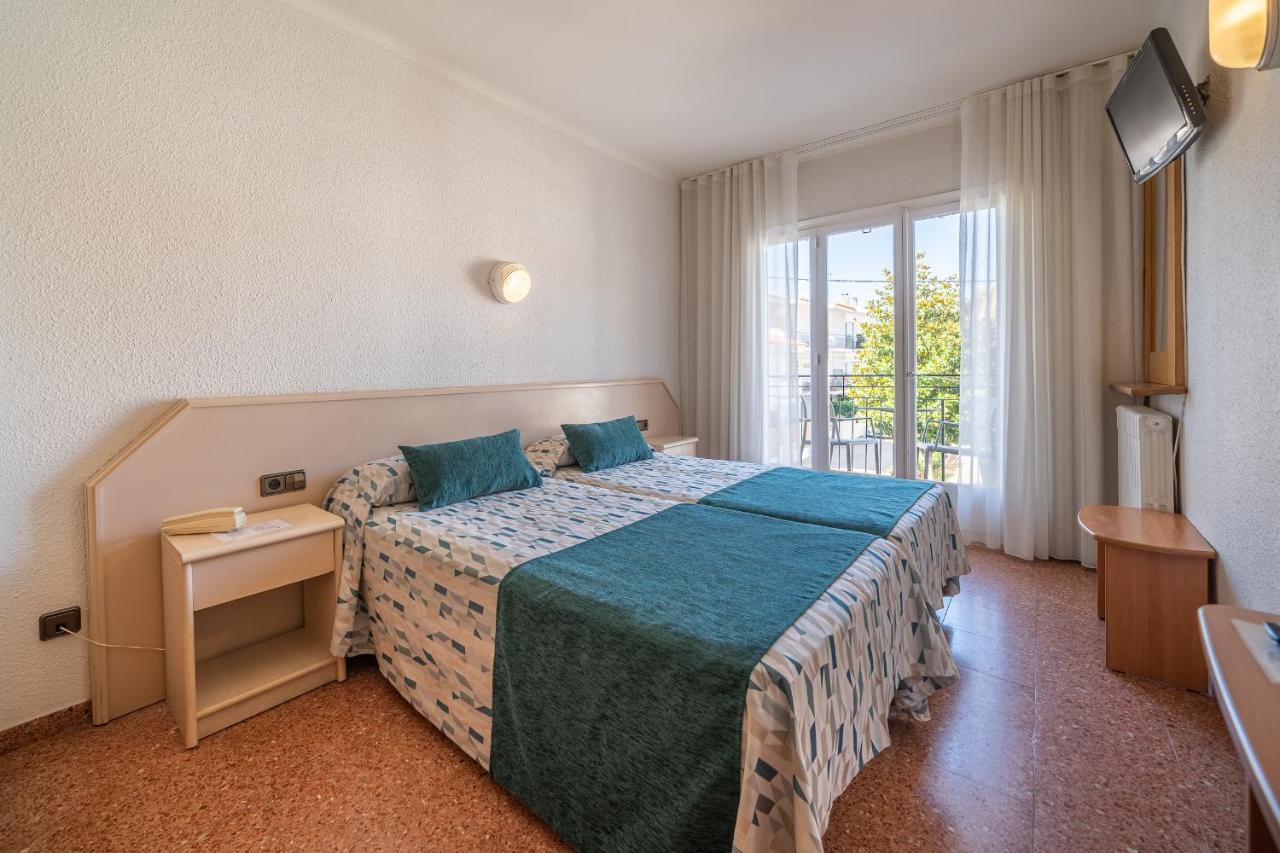 Hotel Medes II Лестартит Екстериор снимка