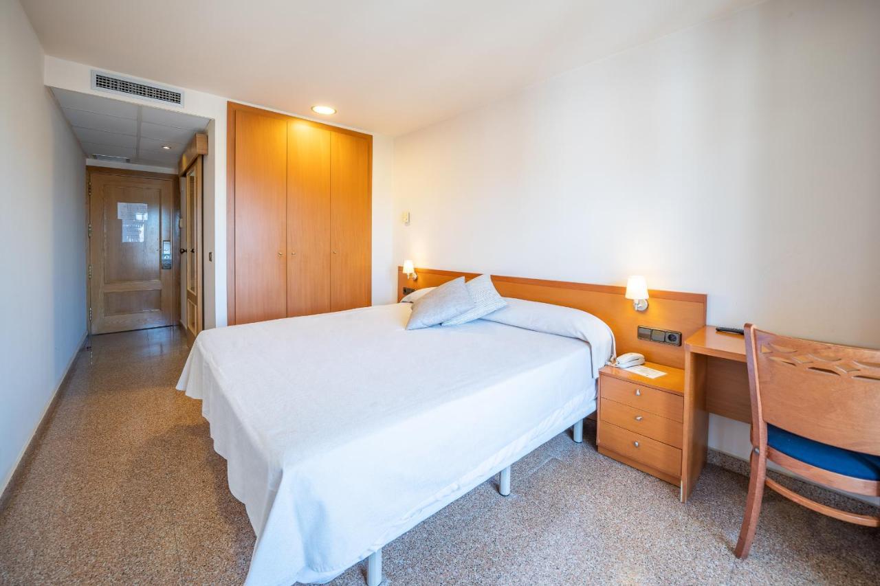 Hotel Medes II Лестартит Екстериор снимка