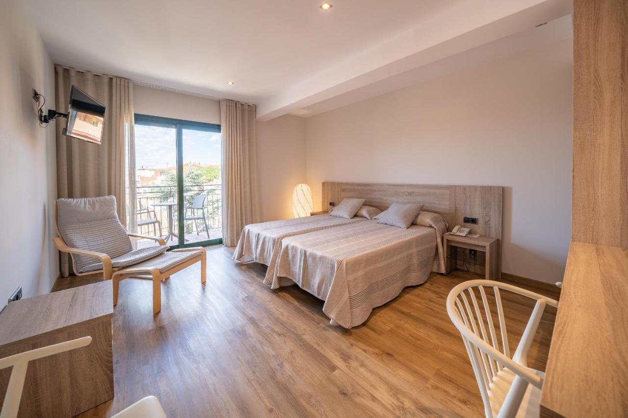Hotel Medes II Лестартит Екстериор снимка