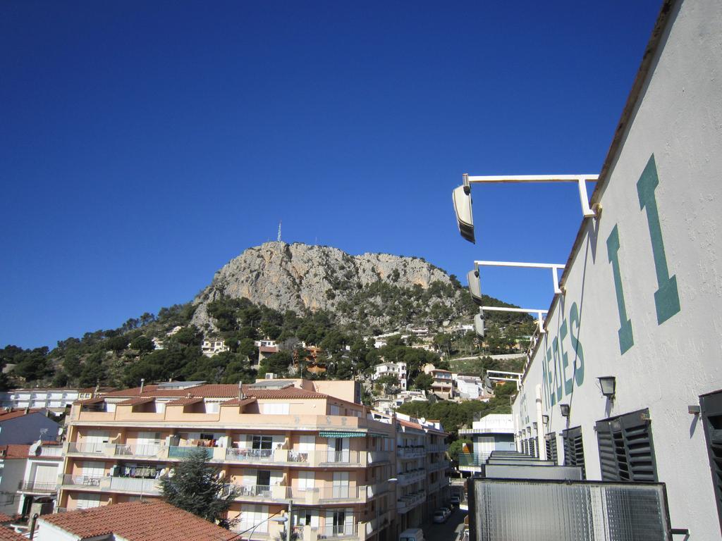 Hotel Medes II Лестартит Екстериор снимка